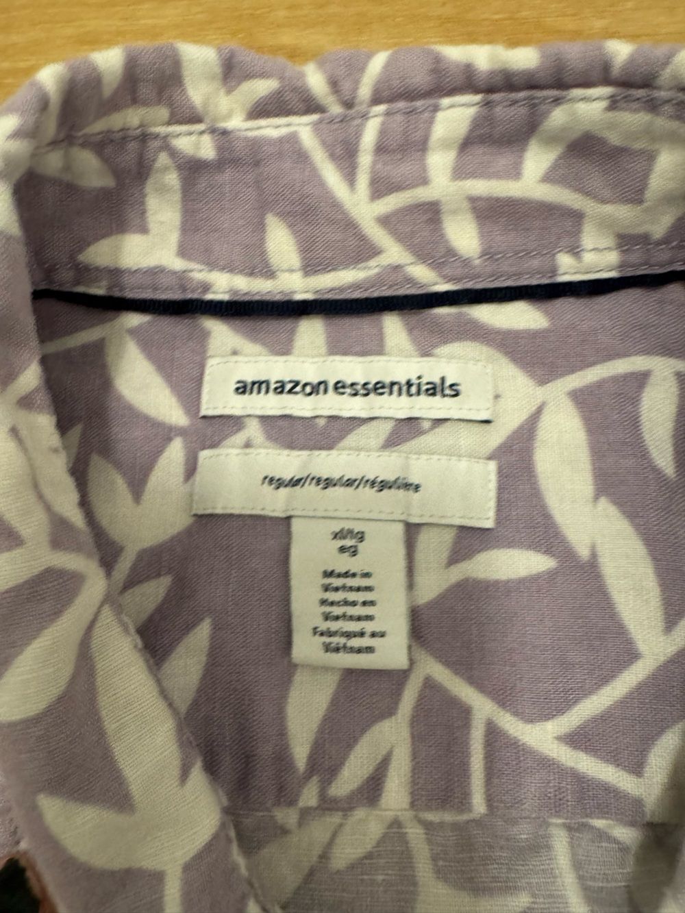 Men's Lilac Short-Sleeve Button-Up Linen Cotton Shirt with White Leaf Print XL - Picture 3 of 5